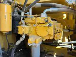 Excavadora Usada Caterpillar 323D/323D2L de 23 Toneladas, Modelo 2023, Motor y Transmisión Probados e Inspeccionados, Buen Estado - Product Image 6