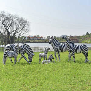 Ensemble de statues d'éléphants en fibre de verre personnalisées OEM, sculpture d'animaux réaliste grandeur nature pour jardin extérieur, zoo, parc à thème, fabricant - Product Image 5