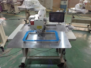 Hot Sale 3020 Type Pattern Sewing Machine for Thick Material and Leather - Product Image 3