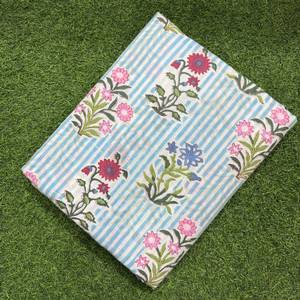 Tela de Algodón Ligera y Transpirable con Estampado Floral Multicolor en Azul Cielo, Hecha a Mano - Product Image 2