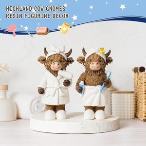 Figurines de taureau des Highlands pour salle de bain, lot de 2, en résine, décoration animale rustique, ensemble cadeau pour salle de bain - Product Image 2