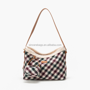 Última Novedad: Bolso Bandolera de PU Impermeable con Diseño Geométrico Vintage, Estilo Bohemio Gitano, Hecho a Mano, Estilo Western, Elegante - Product Image 1