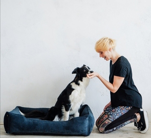 Cama para Perro Personalizada al por Mayor, Impermeable, de Forma Cuadrada, Cómoda, de Gamuza y Pana, Transpirable, Extraíble y Lavable - Product Image 4