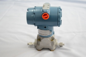 Capteur de niveau différentiel coplanaire Rosmount 3051CD 4-20mA HART pour applications de débit, de niveau, d'huile, de produits chimiques et de centrales électriques - Product Image 2