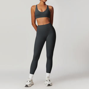 Combinaison de <span class=keywords><strong>sport</strong></span> pour <span class=keywords><strong>femme</strong></span> à prix de gros avec dos évidé, tenue de yoga très élastique sans manches, ensembles de fitness et yoga moulants - Product Image 6