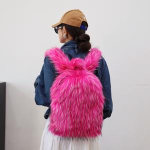 Зимняя модная Высококачественная пушистая Дорожная сумка из искусственного меха с мехом на заказ, универсальный плюшевый рюкзак Y2K для девушек с кисточками - Product Image 1