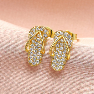 Boucles d'oreilles pendantes pour femmes, design mignon et amusant, accessoires d'oreille pour un usage quotidien - Product Image 3