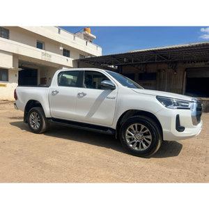 Camioneta 4x4 Doble Cabina Diesel Gasolina Nuevo Toyota Hilux 2.8L Listo PARA LA Exportación - Product Image 4