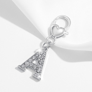 Pendentif de luxe en strass avec 26 lettres de l'alphabet, breloques DIY pour collier et porte-clés, accessoires de décoration personnalisés - Product Image 3