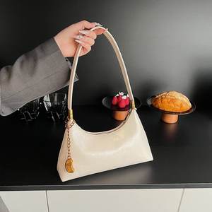 Venta al por mayor francés Retro moda axila bolso mujer estilo coreano nuevo nicho diseño textura única señoras bolso de hombro - Product Image 3