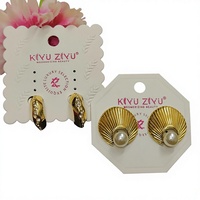 Ensemble de boucles d'oreilles clous géométriques tendance pour femme en acier inoxydable plaqué or de qualité supérieure, avec perles d'imitation et diamants américains, style affirmé