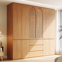 Armoire moderne durable en rotin tressé, armoire en bois massif sans poignée, armoire de chambre d'hôtel personnalisée