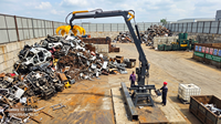 Grue de manutention de matériaux à flèche télescopique semi-pliante, hydraulique et électrique, de 7800 mm, pour la préhension de ferraille et le recyclage
