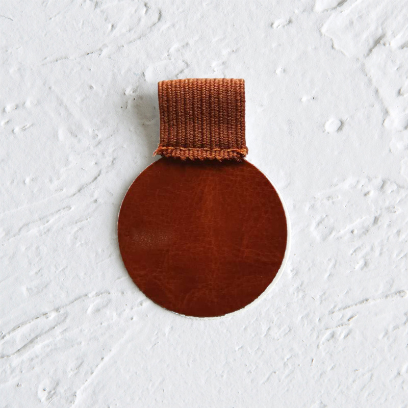 round brown