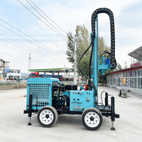 Machine de forage de puits flexible de 100 m, 300 m, 250 mètres montée sur roues pour puits d'eau avec alimentation pneumatique