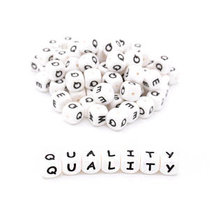Perles de qualité alimentaire pour la dentition, perles polygonales pour sucettes, bracelet DIY, perles en vrac, lettres anglaises, perles en acrylique, plastique, lucite - Product Image 6