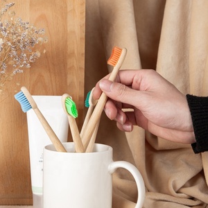 Gloway LOGO Oem <span class=keywords><strong>Brosse</strong></span> <span class=keywords><strong>à</strong></span> dents en bambou naturel <span class=keywords><strong>à</strong></span> poils souples biodégradable et compostable écologique sans BPA pour enfants <span class=keywords><strong>ou</strong></span> adultes - Product Image 6