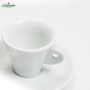 Tasse à expresso italienne personnalisée de 60 ml – Mini-tasse élégante blanche de collection avec logo et motif personnalisés pour cadeaux de café, d'hôtel ou de mariage - Product Image 1