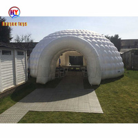 Tente dôme gonflable blanche de 10 mètres pour fête de Noël, grande tente igloo avec tunnel