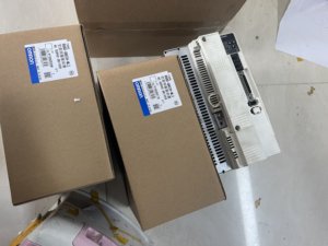 Controlador de Servomotor AC Omron R88D-GN02H-ML2 100% Nuevo y Original - Product Image 1