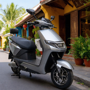 Moto électrique CKD SKD 10 pouces au design élégant et personnalisé, 600/800W, vitesse 50 km/h, cyclomoteur électrique avec batterie amovible - Product Image 1