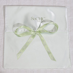 Pochette d'emballage haut de gamme en satin pour lingerie, sac de rangement anti-poussière en satin de soie imprimé avec logo personnalisé pour vêtements et sacs à main - Product Image 2
