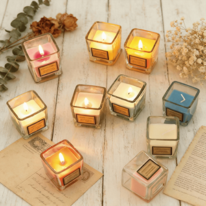 Bougie parfumée <span class=keywords><strong>de</strong></span> luxe 100% artisanale en cire <span class=keywords><strong>de</strong></span> soja dans un bocal en verre ambré, huile essentielle parfumée, pour la Saint-Valentin, Thanksgiving, Pâques - Product Image 2