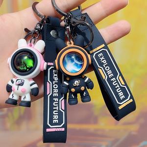 سلسلة مفاتيح كرتونية مخصصة لرائد الفضاء ثلاثية الأبعاد من كلوريد البولي فينيل للطباعة بالأشعة فوق البنفسجية متينة صديقة للبيئة حلقة مفاتيح - Product Image 2