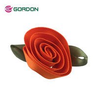 Rosettes multicolores Fleurs artificielles Ruban en tissu Rose Petits nœuds en ruban Roses Fleurs avec feuille Ornement artisanal pour la couture
