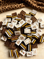 Jeu de Mahjong en Acrylique Imprimé Léopard, Norme Américaine, 152 Tuiles, 4 Joueurs, Tuiles de Jeu de Luxe Polies à la Main, Emballage Personnalisé avec Logo