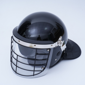 <span class=keywords><strong>Casco</strong></span> <span class=keywords><strong>de</strong></span> <span class=keywords><strong>Seguridad</strong></span> Negro Brillante con Doble Capa <span class=keywords><strong>de</strong></span> Protección Facial, Correa Ajustable, Hebilla <span class=keywords><strong>de</strong></span> Liberación Rápida y Forro <span class=keywords><strong>de</strong></span> Malla Transpirable para Mayor <span class=keywords><strong>Seguridad</strong></span> - Product Image 1