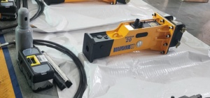 Disjoncteur hydraulique sb 20 type boîte adapté aux mini-pelles et bob cat skid steer loader avec 1.2-3 tonnes pour les travaux de démolition - Product Image 6