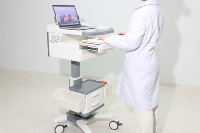 Chariot médical moderne en ABS réglable en hauteur avec plateau pour clavier, tiroirs de rangement pour hôpital, hôtel, salle à manger, postes de soins infirmiers