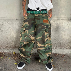 Maßgefertigte Baumwoll-Cargohose mit Mehreren Taschen, Oversize Weites Bein Streetwear Arbeitshose Tarnmuster Baggy Hose für Herren - Product Image 2