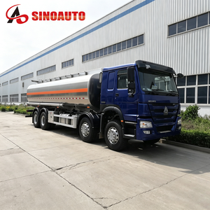 Nuevo Camión <span class=keywords><strong>Cisterna</strong></span> <span class=keywords><strong>de</strong></span> Combustible Sinotruk Howo 8x4 LHD/RHD 25CBM, Vehículo <span class=keywords><strong>de</strong></span> Transporte <span class=keywords><strong>de</strong></span> Petróleo para África - Product Image 2