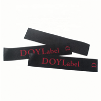 Étiquettes de taille de vêtements en satin noir avec logo de marque imprimé sur mesure avec bordure tissée