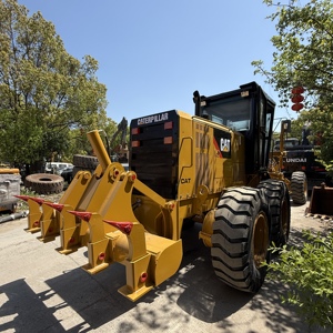 Máquina graduadora de motor CAT 140H original más baja de Japón de segunda mano con componente de núcleo de motor incluido en Shanghai - Product Image 1