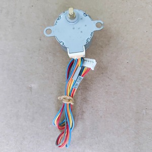 Moteur oscillant pour climatiseur Haier 3000072E, moteur de ventilateur électrique en métal durable, numéro de pièce 1020542 - Product Image 1