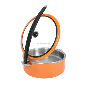 Casserole en émail orange avec couvercle en verre et poignée noire - Product Image 3