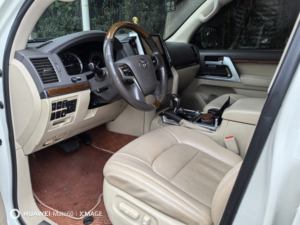Toyota <span class=keywords><strong>Land</strong></span> <span class=keywords><strong>Cruiser</strong></span> 5.7L <span class=keywords><strong>VX</strong></span>-R 2018 Usado, Versión Oriente Medio, Autos Usados de China - Product Image 5