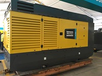 Compresseur d'air à vis haute pression, refroidi par air, lubrifié, alimenté au diesel, portable Atlas Copco X1300 pour usage industriel et de forage