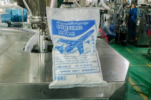 Machine d'emballage <span class=keywords><strong>de</strong></span> café instantané moulu entièrement automatique, 200G, 500G, 1Kg, à haute productivité, pour tricher la <span class=keywords><strong>farine</strong></span> en poudre - Product Image 4