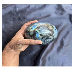 Sphère en labradorite bleue naturelle sculptée à la main de qualité supérieure, thème sphère de cristal, boule pour la décoration de la maison, cadeau pour la fête des mères, Gujarat - Product Image 3