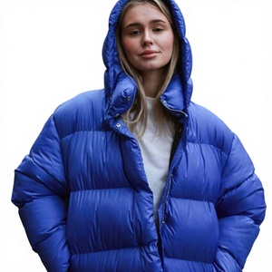 Veste matelassée d'hiver pour femmes Doublure en laine teinte Respirante Imperméable Écologique Vêtement décontracté Vente en gros disponible - Product Image 1
