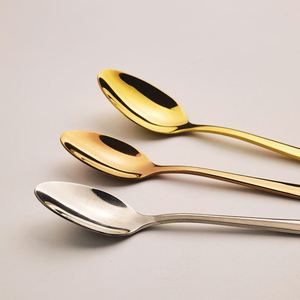 Ensemble de cuillères et de fourchettes en acier inoxydable doré Royal 12 pièces de haute qualité, passe au lave-vaisselle - Product Image 4