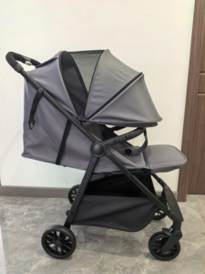 Poussette bébé pliable légère haut de gamme à 4 roues, cadre en alliage d'aluminium, design multifonctionnel avec poches, pour les enfants jusqu'à 3 ans - Product Image 3
