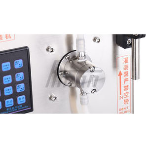 Machine de remplissage semi-automatique à pompe magnétique pour shampoing, liqueur, thé, soda, spiritueux, alcool, savon liquide – Facile à utiliser, haute productivité - Product Image 2