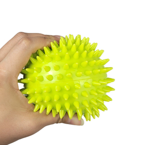Jouets pour chiens en TPR couleur personnalisée, durables, 2 pièces, classiques, à picots, couineurs, à mâcher, balles rebondissantes pour le jeu de rapport, produit pour animaux de compagnie, nettoyage des dents, interactifs - Product Image 3