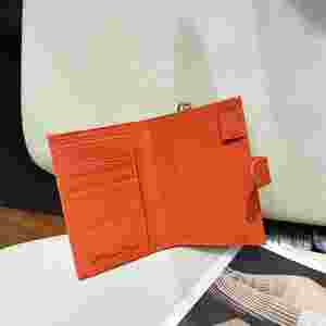Funda de Viaje al por Mayor de Cuero Genuino Personalizada para Pasaporte con Logotipo - Product Image 4