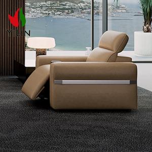 أريكة ركنية قطاعية فاخرة عصرية إيطالية من الجلد الطبيعي مع مسند ظهر كهربائي وتدليك تبريد وإضاءة LED دافئة معدنية لغرفة المعيشة - Product Image 3